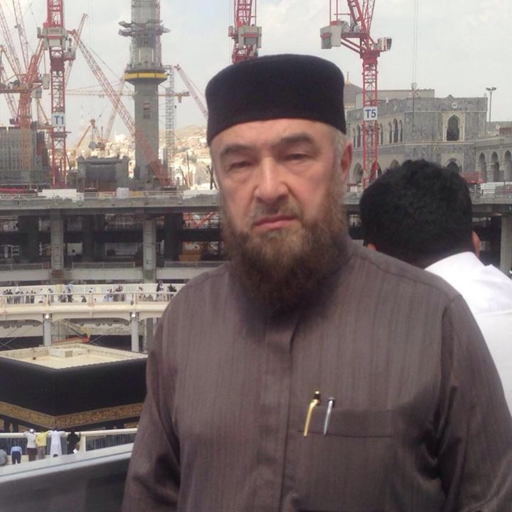 Председатель Духовного управления мусульман Азиатской части России муфтия Нафигулла Аширов.