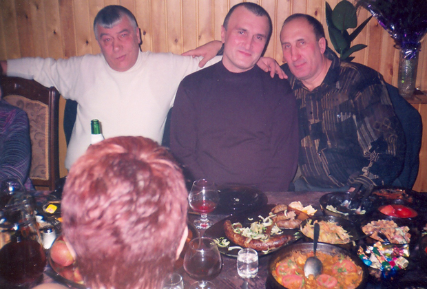 Георгий Углава с товарищами