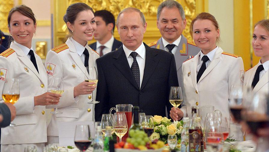 Встреча Путина с выпускниками военных вузов